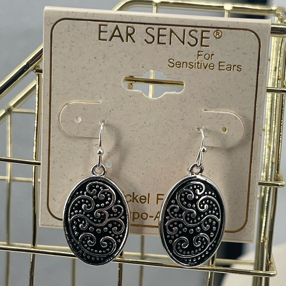 Ear Sense nwt filigree oval drop dangle earrings